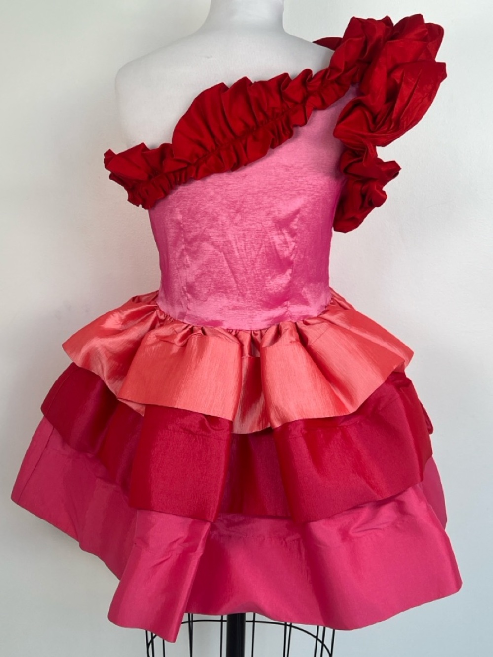 NWT! Celia B One-Shoulder Mini Dress Size 8 - Picture 4 of 10